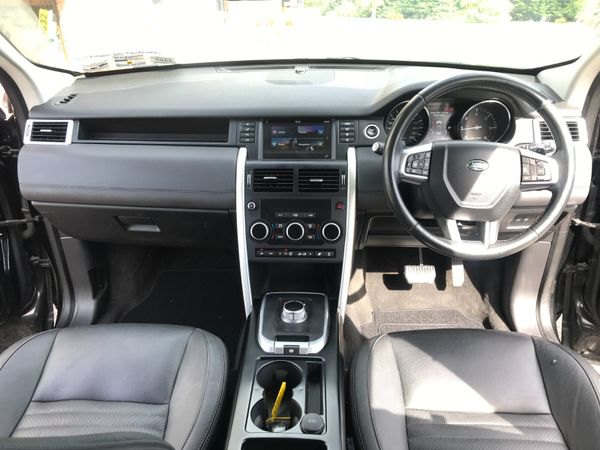 151 Land Rover Discovery Sport 2.2 Diesel 7 seater 360792427