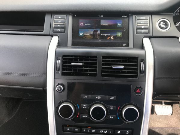 151 Land Rover Discovery Sport 2.2 Diesel 7 seater 360792440