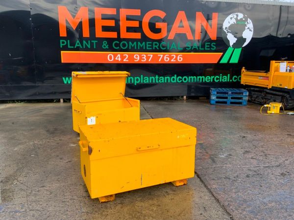 ARMORGARD 'CHEMBANK' STORAGE BOX........1381t. 360837685