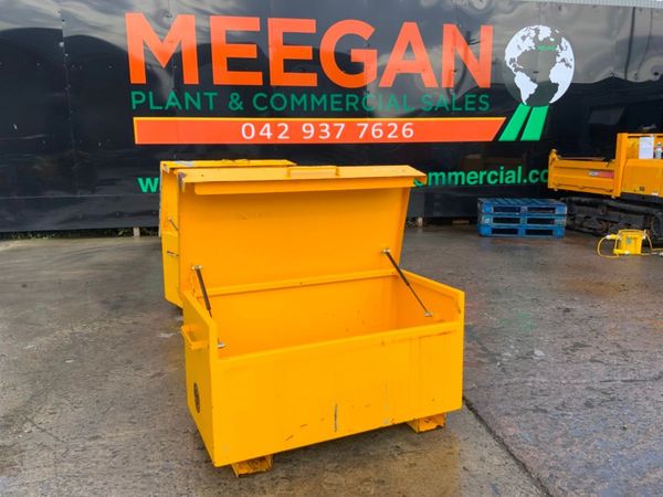 ARMORGARD 'CHEMBANK' STORAGE BOX........1381t. 360837687