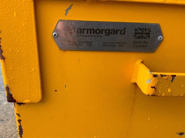 ARMORGARD 'CHEMBANK' STORAGE BOX........1381t. 360837699