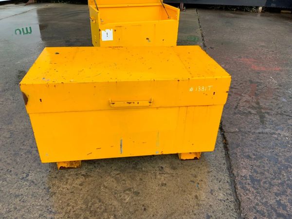 ARMORGARD 'CHEMBANK' STORAGE BOX........1381t. 360837692