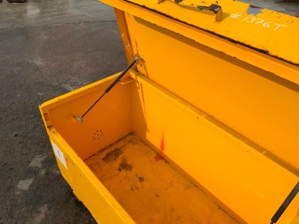 ARMORGARD CHEMBANK TOOL SAFE / LOCKBOX..1397 360837772