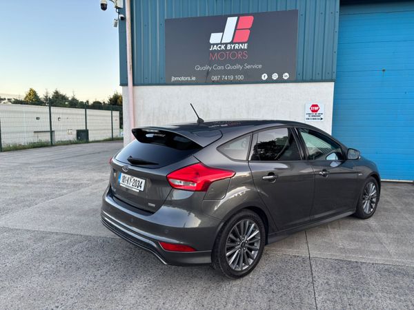 Ford Focus ST-Line 360845989