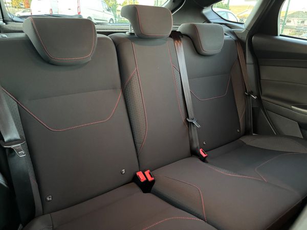 Ford Focus ST-Line 360845990