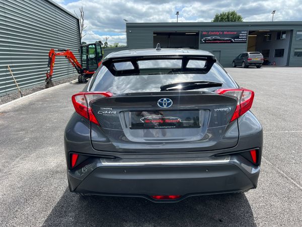 2018 (182) Toyota CH-R Design 1.8 CVT Hybrid 360840217