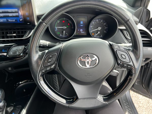 2018 (182) Toyota CH-R Design 1.8 CVT Hybrid 360840224