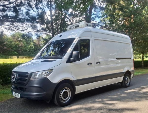 Mercedes-Benz Sprinter Fridge 2020 360854680
