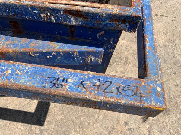 CONQUIP SELF TIPPING CRANE / BOAT SKIP.....1128b. 360857914