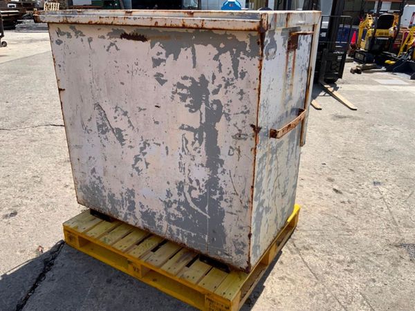 WORK SHOP TOOL STORAGE CABINET.......1390. 360857987