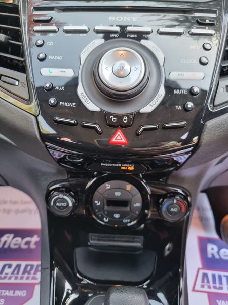 Ford Fiesta 2016 360859685