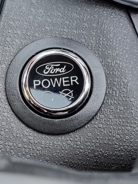 Ford Fiesta 2016 360859699