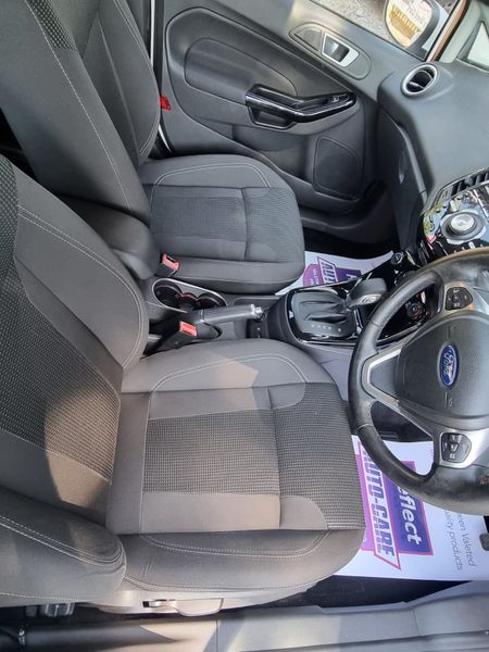 Ford Fiesta 2016 360859707
