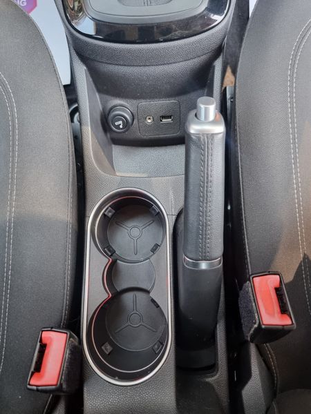 Ford Fiesta 2016 360859709