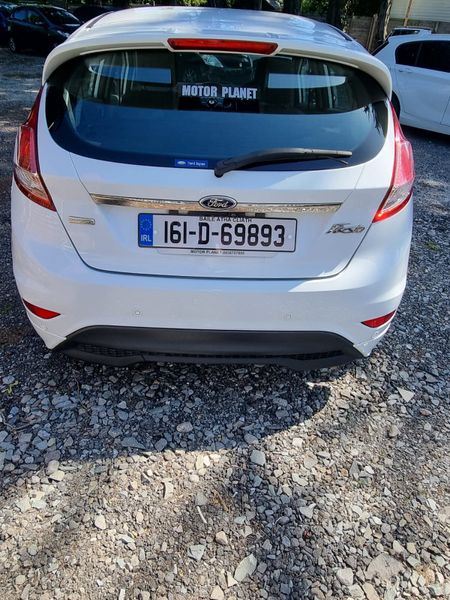 Ford Fiesta 2016 360859717