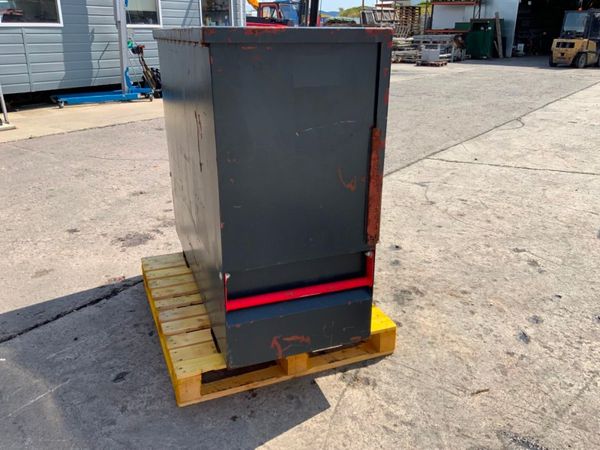 ARMOGUARD TUFFBANK STORAGE CABINET.....1377t. 360852726