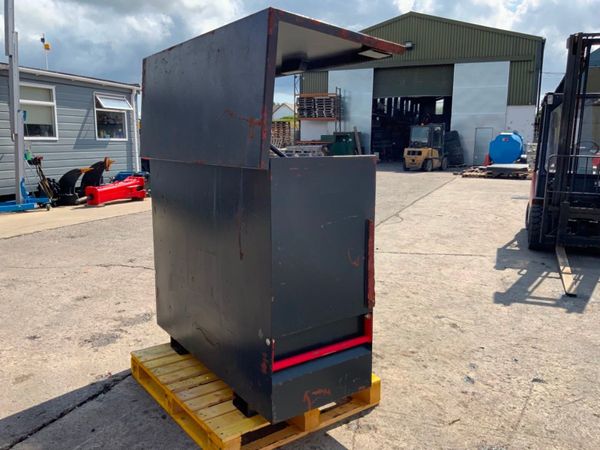 ARMOGUARD TUFFBANK STORAGE CABINET.....1377t. 360852733