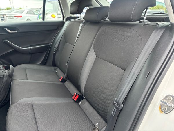 2014 Skoda Rapid 1.6 TDI SPORTBACK NCT 07/26 360864494