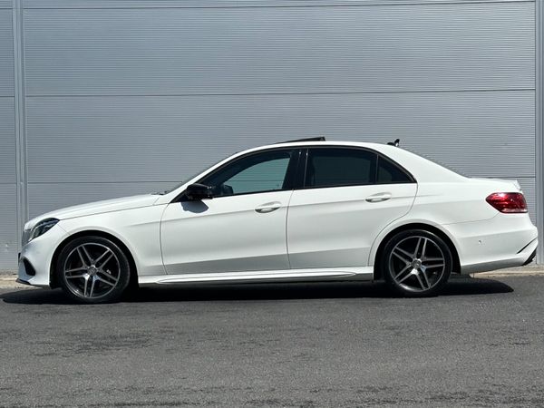 Mercedes-Benz E220d AMG Premium + 360863374