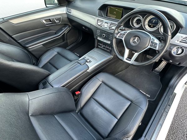 Mercedes-Benz E220d AMG Premium + 360863383