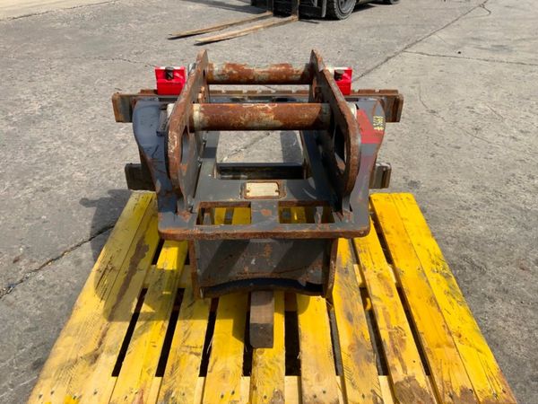 2023 DROMONE PALLET FORK ATTACHMENT.....3668. 360871956