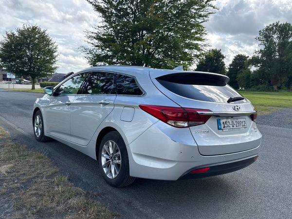 Hyundai i40 2015 SE NAV 1.7 Trade Sale 360897277