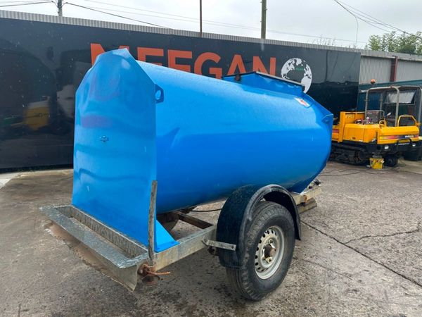 .2000 litre fuel bowser 360892788