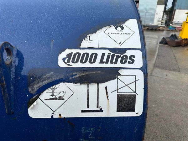 1000 LITRE FUEL PROOF FUEL BOWSER ....48W 360893121