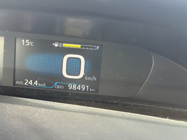 TOYOTA PRIUS 2018, 1.8 HYBRID AUTO LOW KMS 360906737