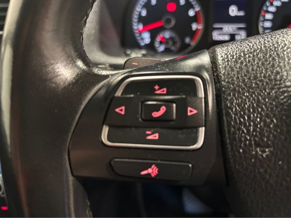 Volkswagen Touran CROSS 1.4 TSI 7 SEATER AUTO 360903568