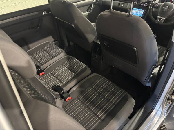 Volkswagen Touran CROSS 1.4 TSI 7 SEATER AUTO 360903560