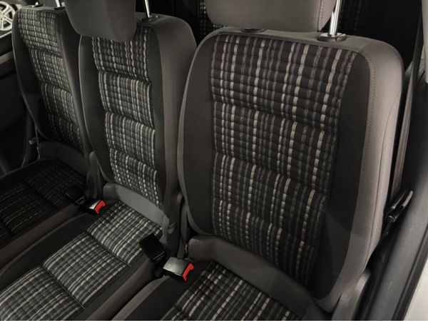Volkswagen Touran CROSS 1.4 TSI 7 SEATER AUTO 360903562