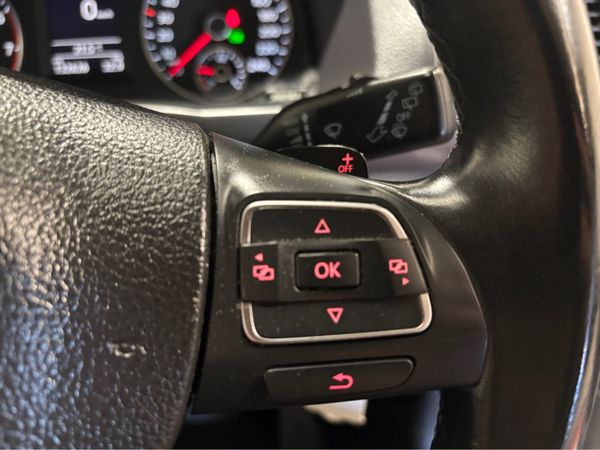 Volkswagen Touran CROSS 1.4 TSI 7 SEATER AUTO 360903570