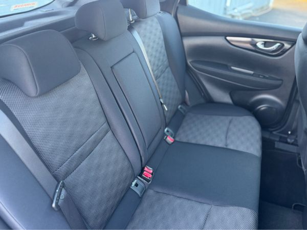 Nissan Qashqai 1.2 SV MY16 NC E6 4DR 360952835