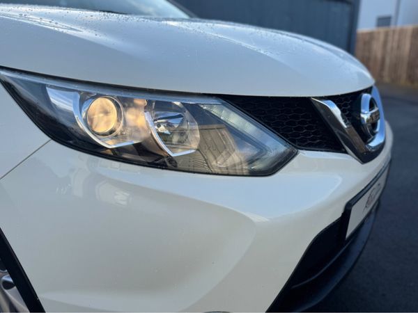 Nissan Qashqai 1.2 SV MY16 NC E6 4DR 360952831