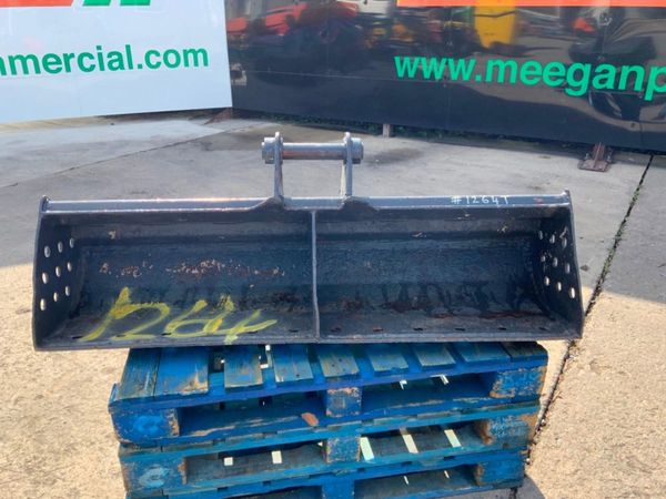 60" GRADING BUCKET...50mm PINS......1264t. 360966121