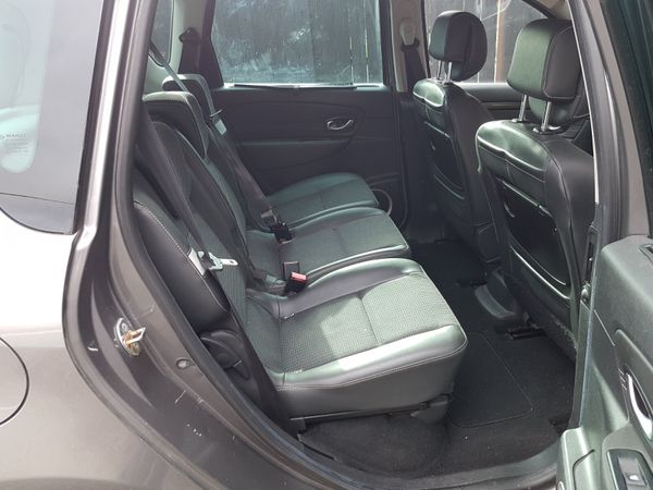 11 SCENIC TOM TOM.. NCT TODAY .. LOW MILES 360979125