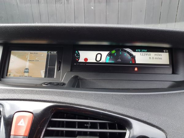 11 SCENIC TOM TOM.. NCT TODAY .. LOW MILES 360979134