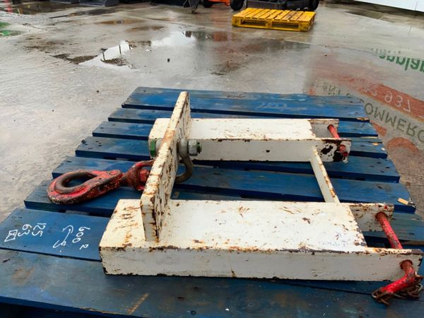 FORK LIFT / CRANE LIFTING ATTACHMENT......3785. 360979875