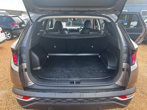 Hyundai Tuscon executive 360973238
