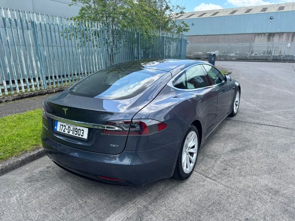 Tesla Model S 2017 360973404