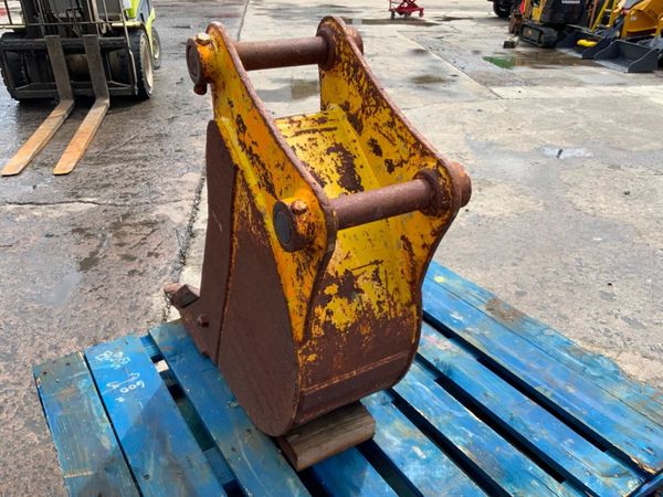 12" DIGGING BUCKET....45mm PINS.......1212t 360994181