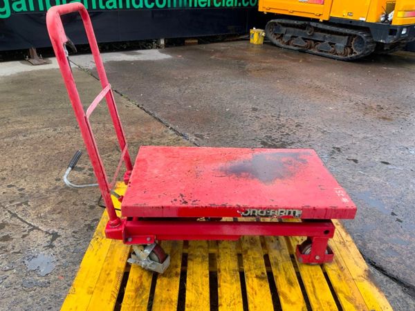 CLARKE HYDRAULIC LIFT / PLATFORM  LIFT......751-1. 361007311