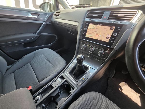 2018 Volkswagen Golf TrendLine 1.6 Diesel 361000029