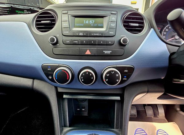 Hyundai i10 Deluxe Low Mileage 1 Owner 361010625