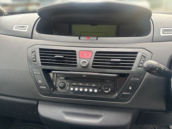 Citroen C4 2009 Ncted Auto 1.6 diesel 7 seater 361045159