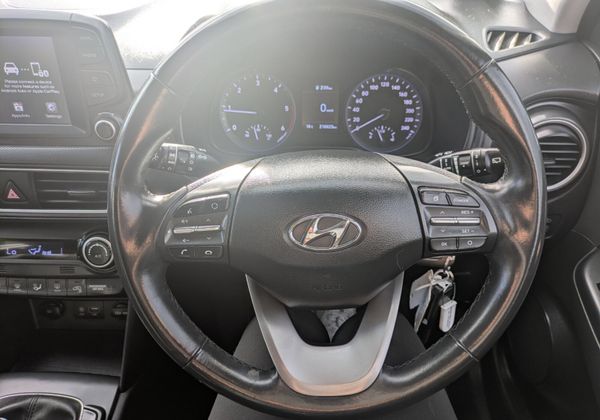 Hyundai KONA NCT 01/27 &  TAX 09/25 361050261