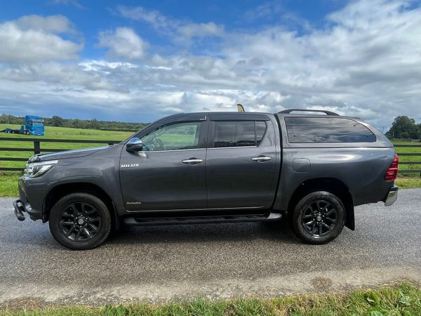 191 Toyota Hilux Invincible Spotless***** 361070889