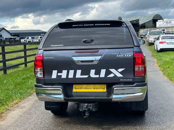 191 Toyota Hilux Invincible Spotless***** 361070893