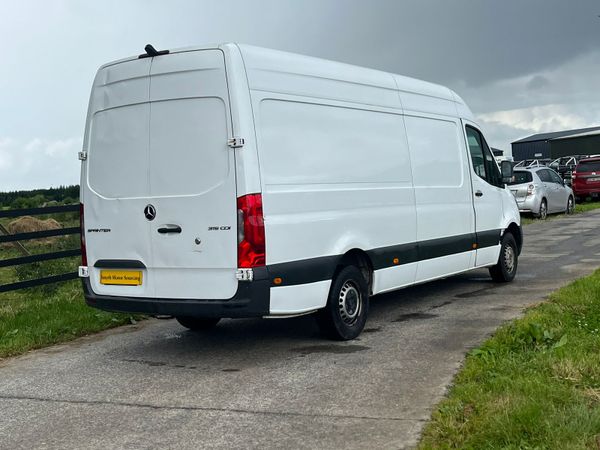 211 Mercedes Benz Sprinter LWB High Roof 361073193